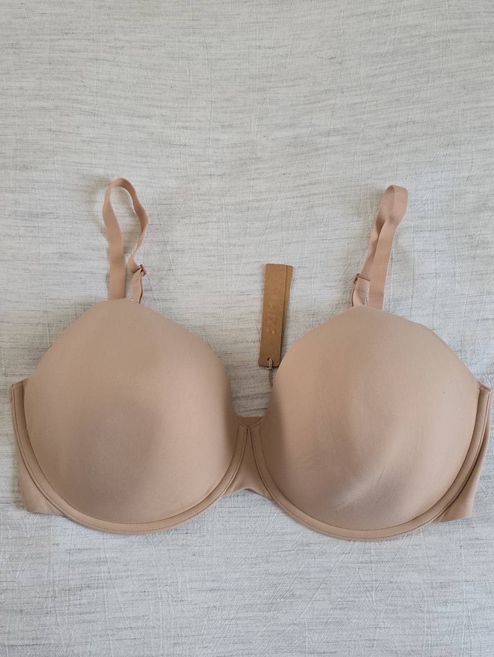 SKIMS Fits Everybody T-shirt BraSize:38DD (38E) Mica